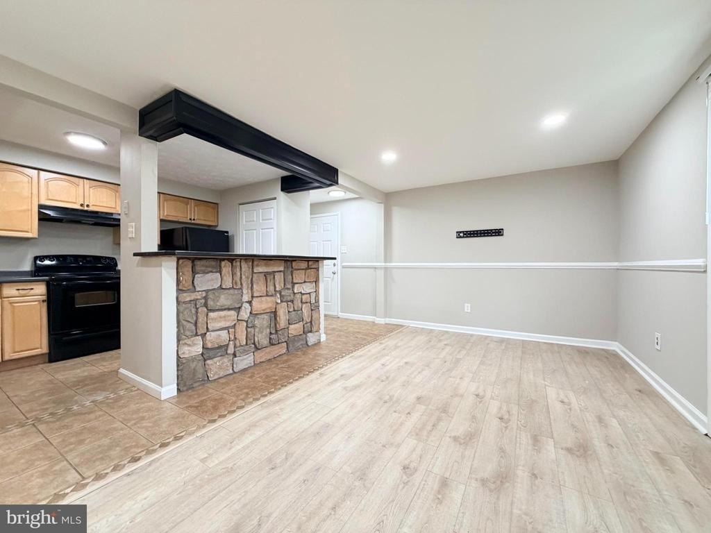 8382 Brockham Drive - Photo 6