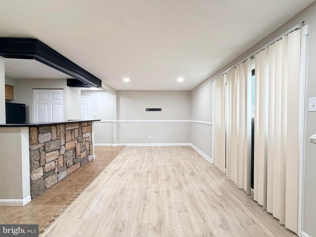 8382 Brockham Drive - Photo 7