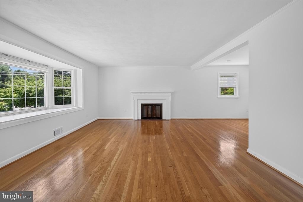 6824 Felix Street - Photo 5