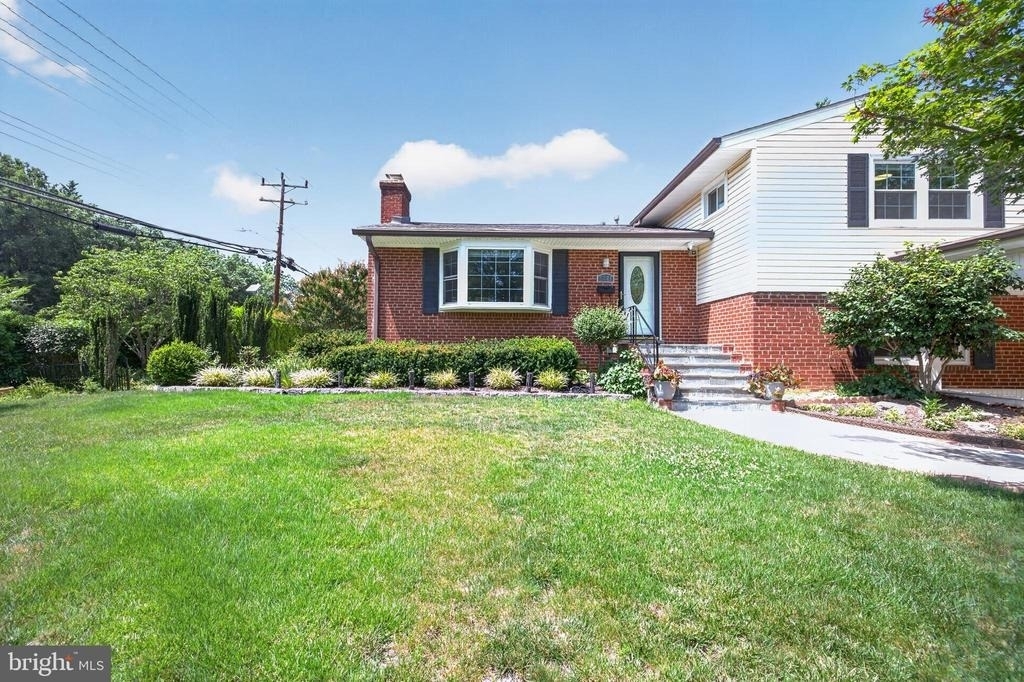 6824 Felix Street - Photo 3