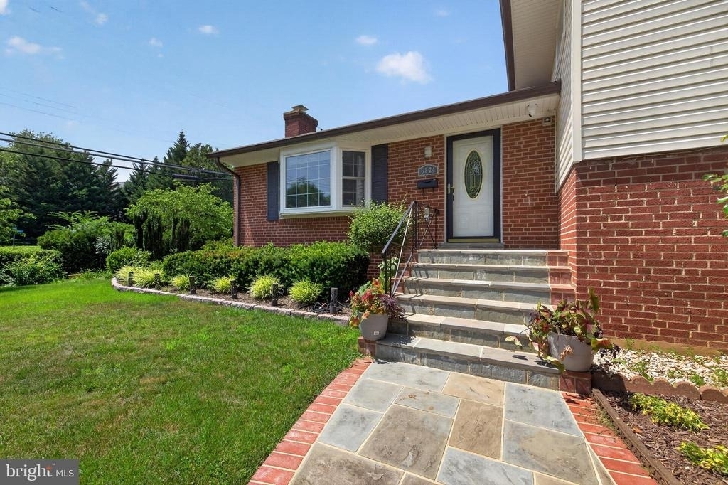 6824 Felix Street - Photo 2