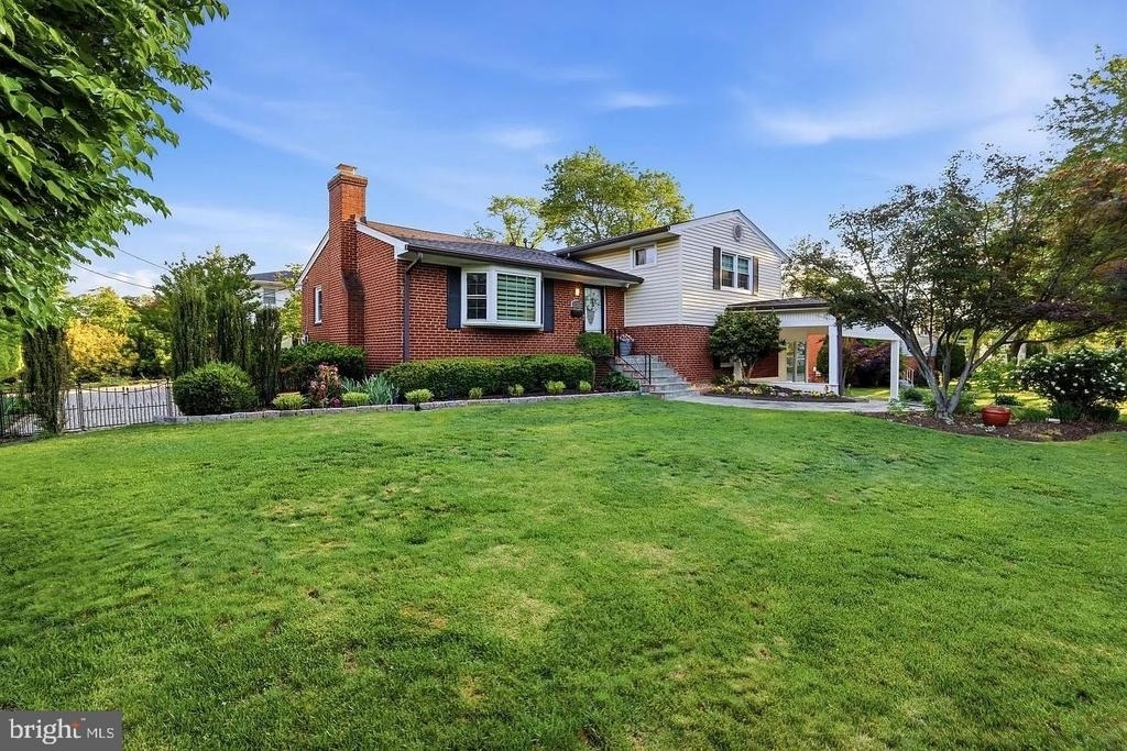 6824 Felix Street - Photo 37