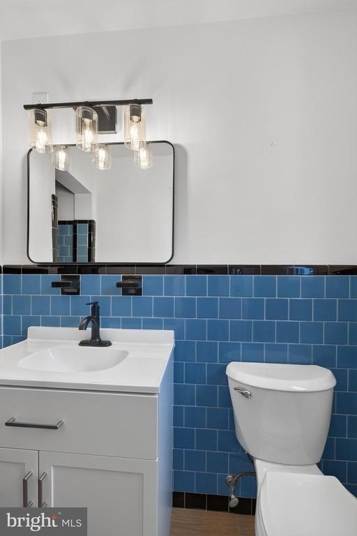 6824 Felix Street - Photo 15