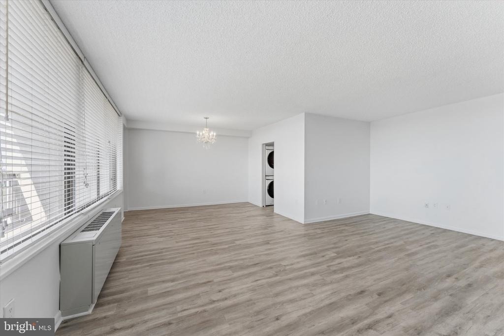 3701 S George Mason Drive - Photo 7