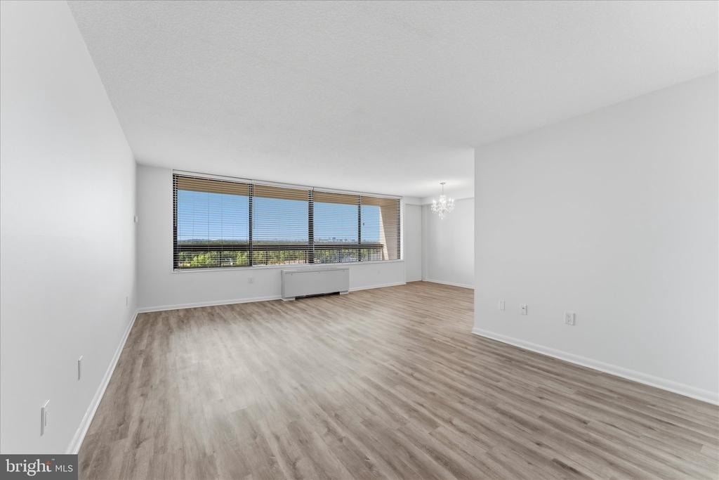 3701 S George Mason Drive - Photo 4