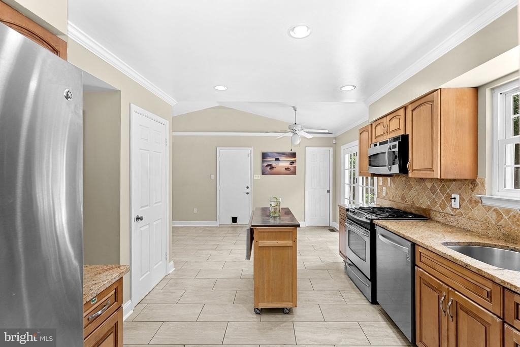 5405 Hampton Forest Way - Photo 16