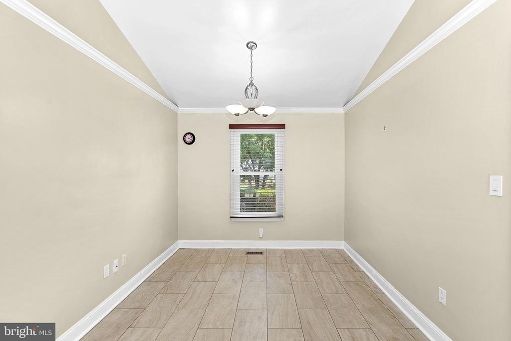 5405 Hampton Forest Way - Photo 11