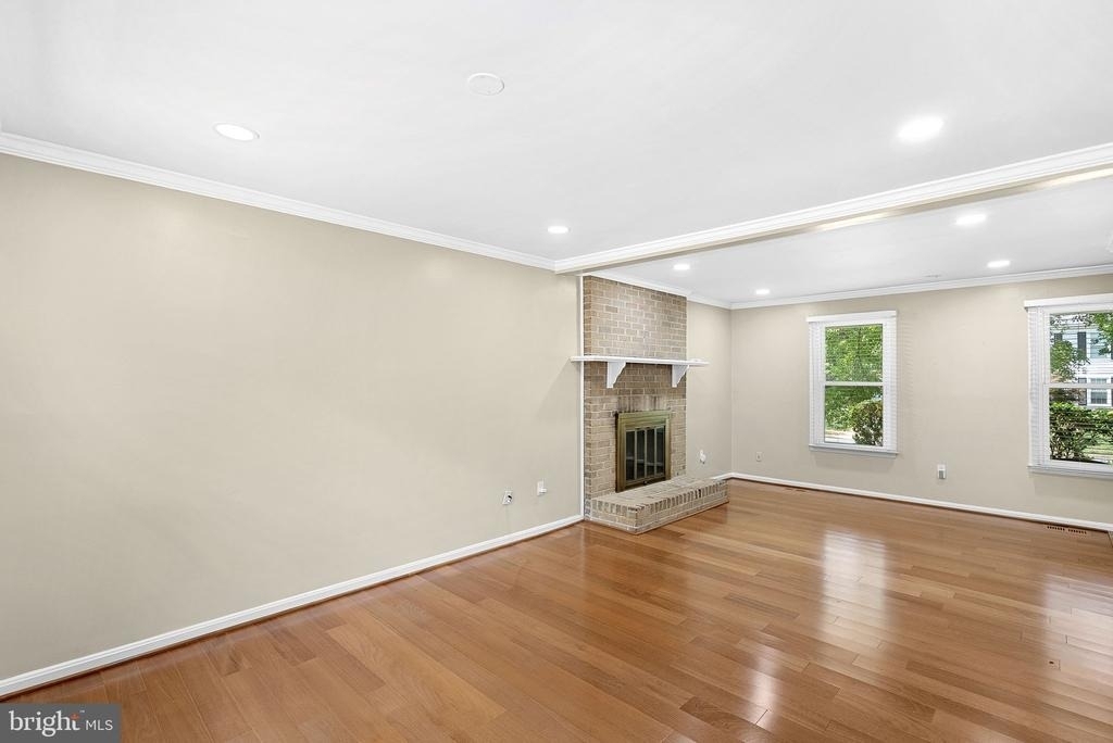 5405 Hampton Forest Way - Photo 8
