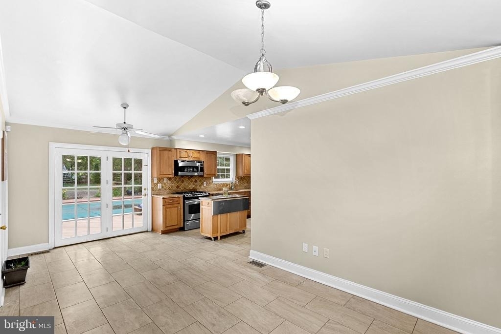 5405 Hampton Forest Way - Photo 12