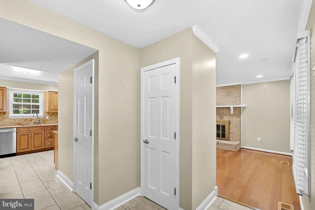 5405 Hampton Forest Way - Photo 4
