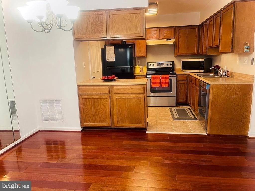 10210 Ashbrooke Court - Photo 3