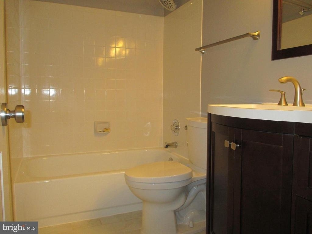 7502 Ashby Lane - Photo 10