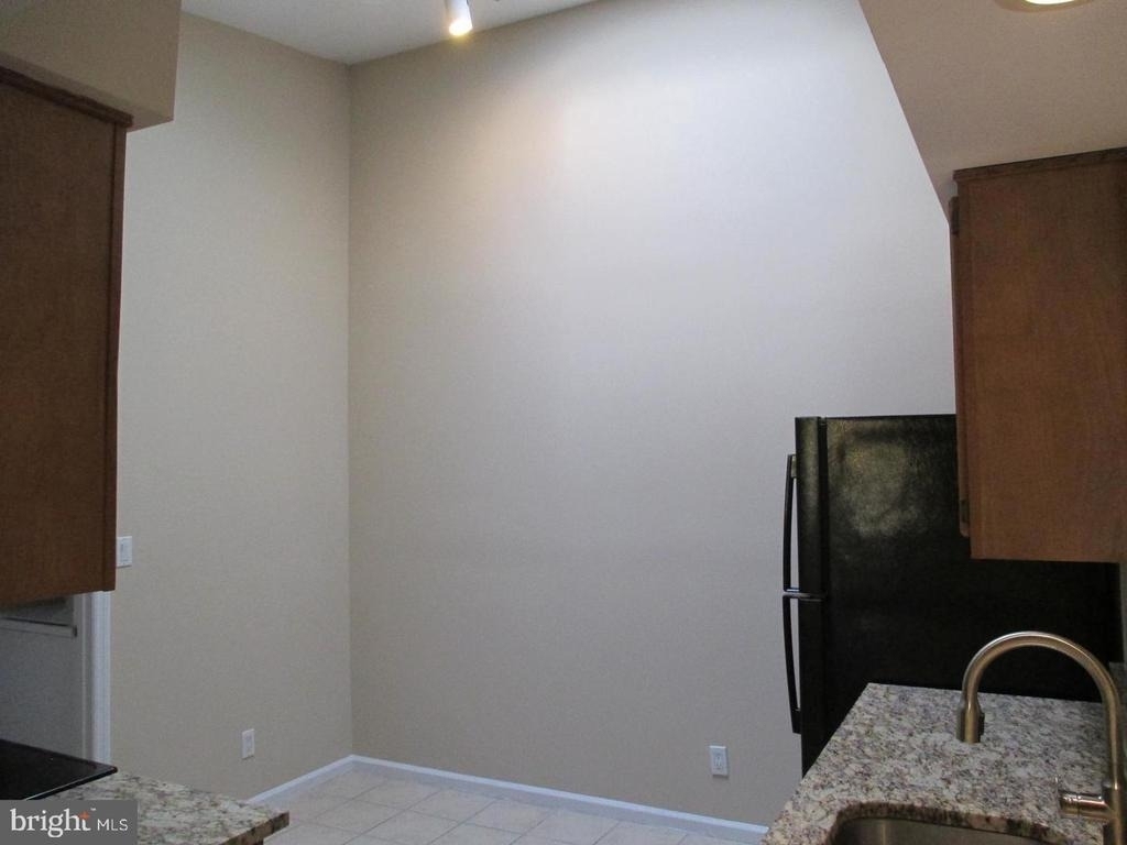7502 Ashby Lane - Photo 3