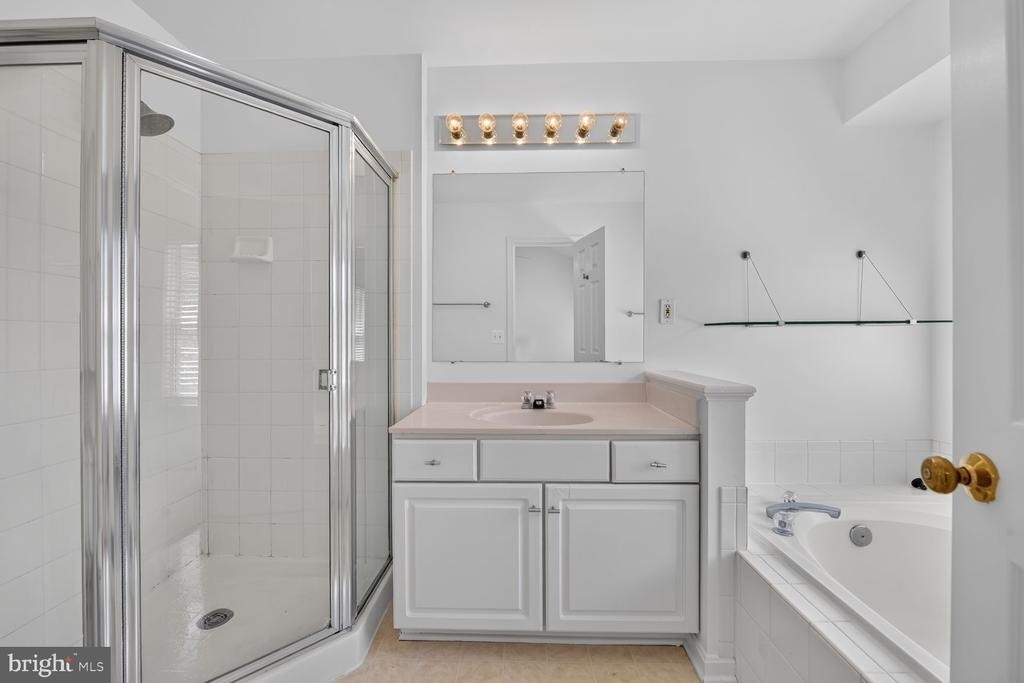 12054 Edgemere Circle - Photo 19