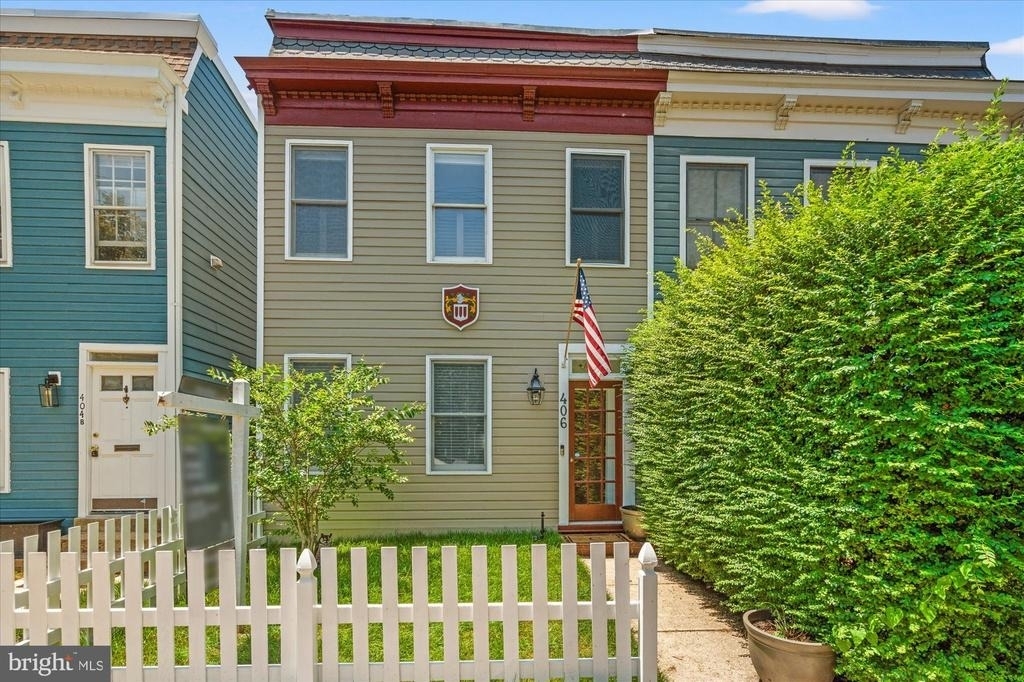 406 Payne Street N - Photo 0