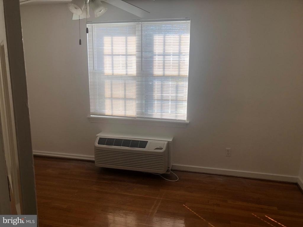 113 E Glebe Road - Photo 8