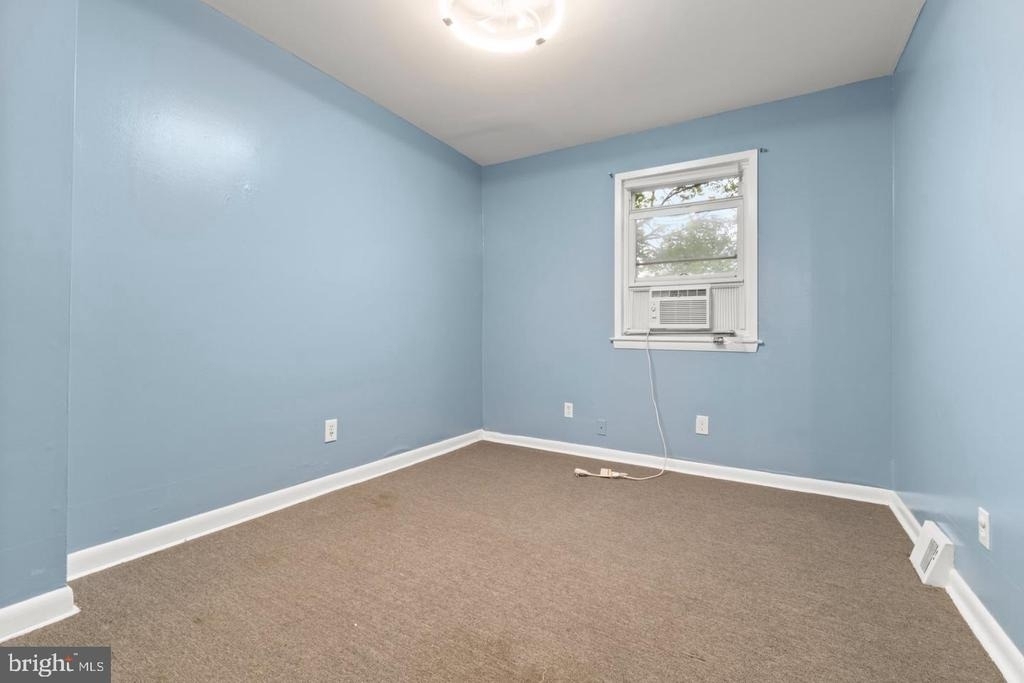 1225 W Diamond Street - Photo 8