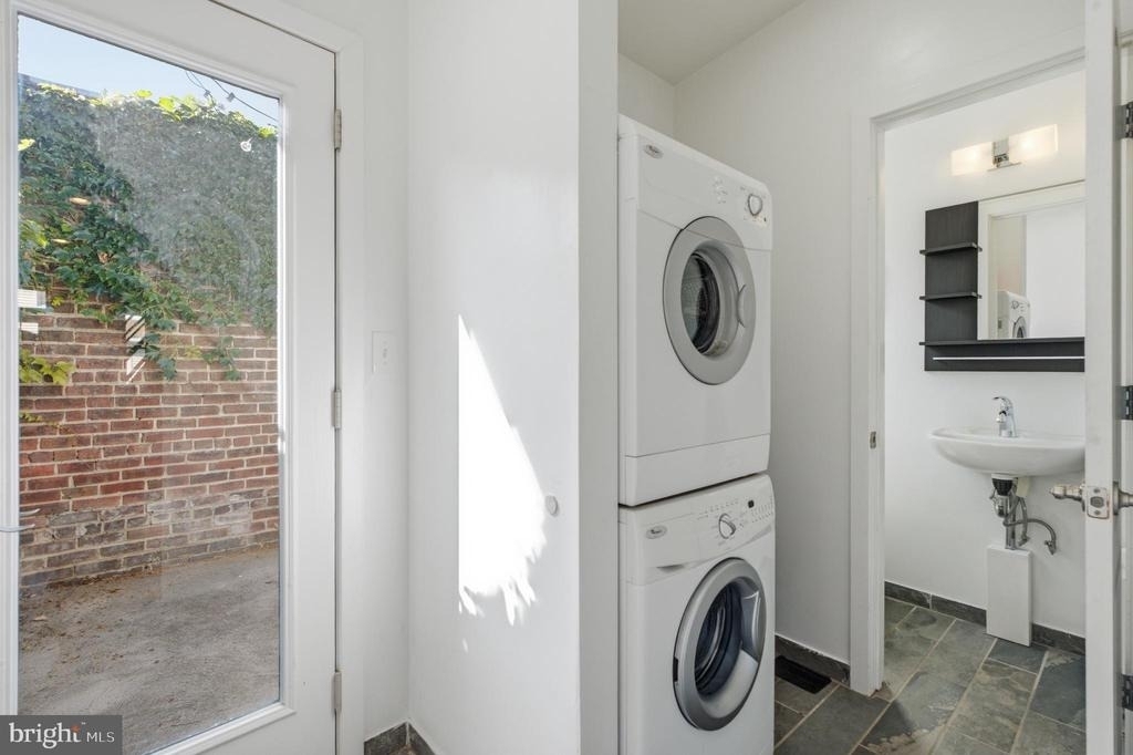 2663 Martha Street - Photo 9