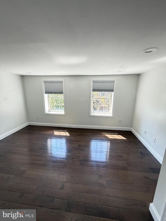 709 S Warnock Street - Photo 14