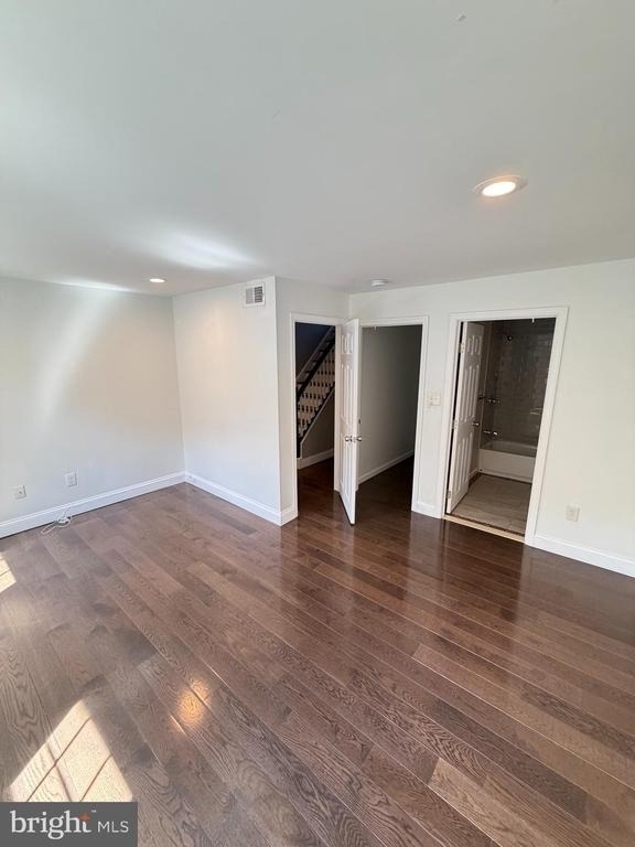 709 S Warnock Street - Photo 9