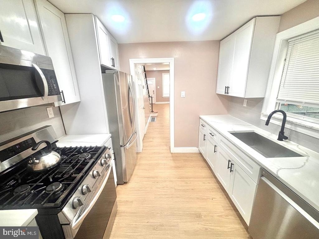 623 Fitzgerald Street - Photo 7