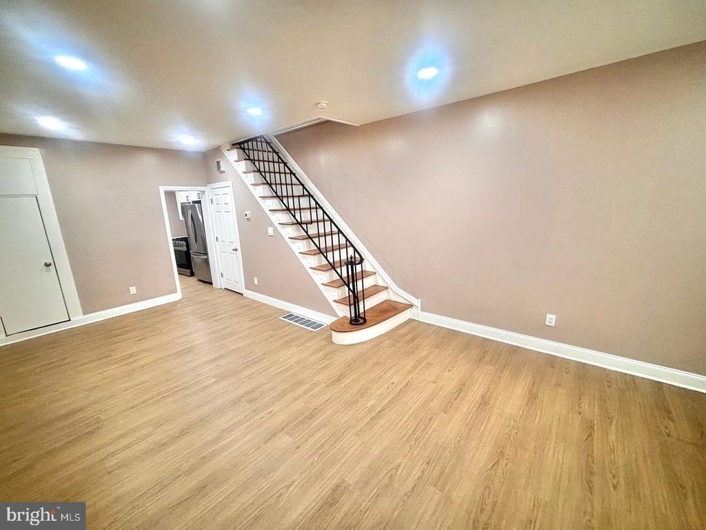 623 Fitzgerald Street - Photo 3
