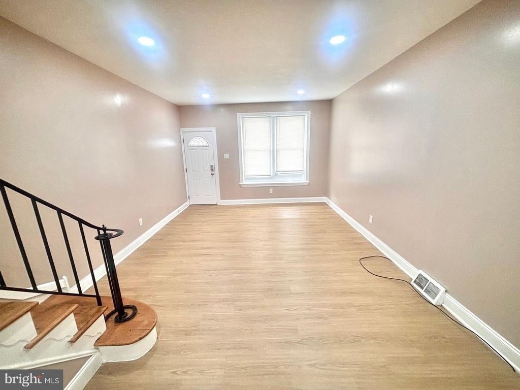 623 Fitzgerald Street - Photo 4