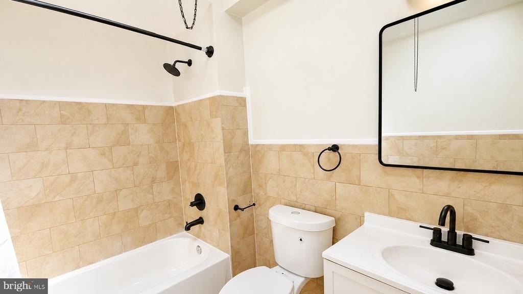 162 W Godfrey Avenue - Photo 9