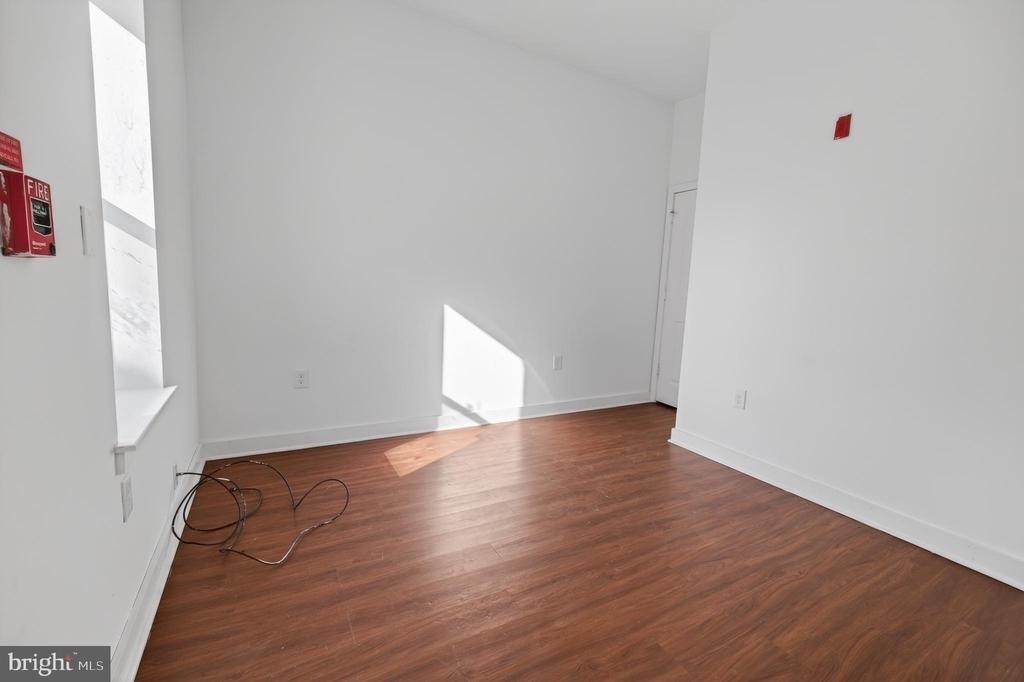 6028 Market Street - Photo 4