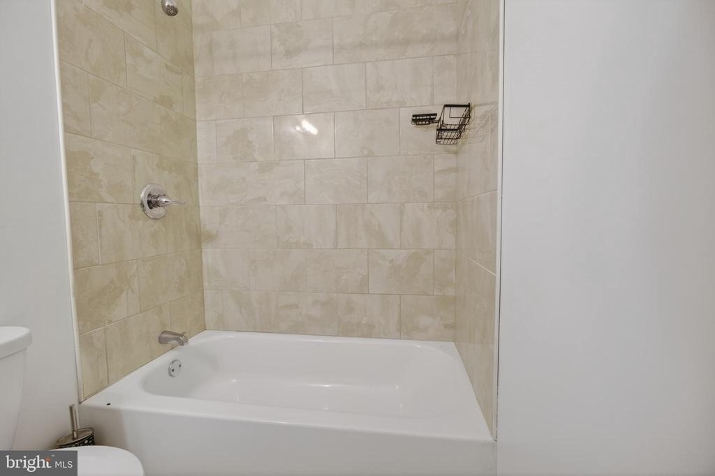6028 Market Street - Photo 7