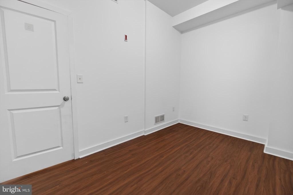 6028 Market Street - Photo 12