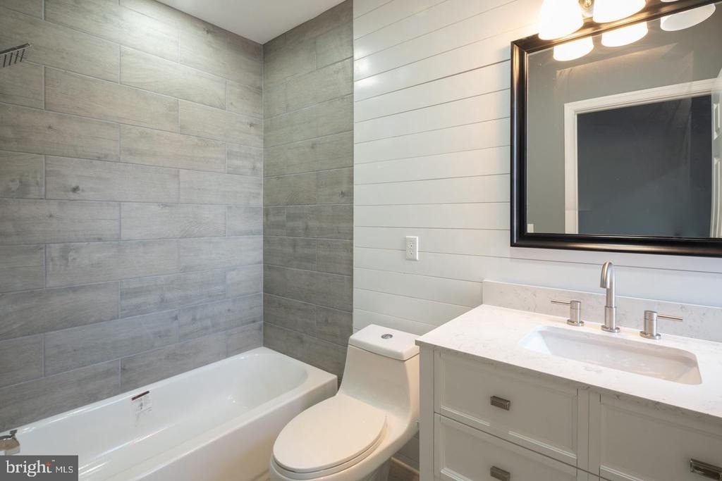 3060 Salmon Street - Photo 10