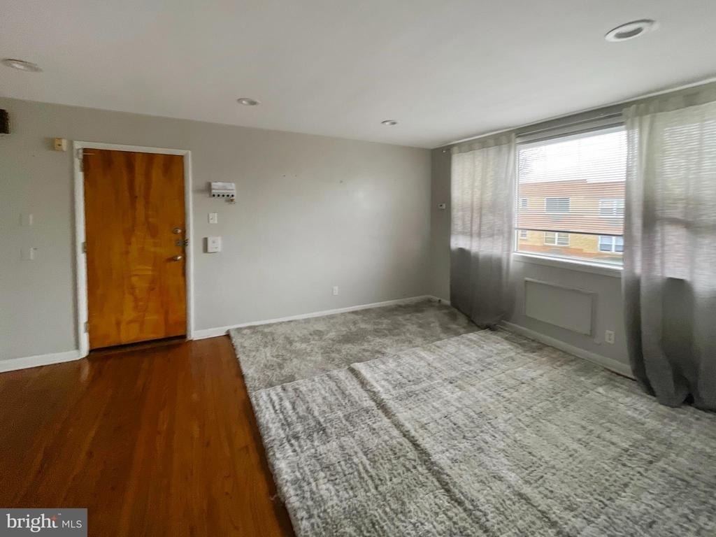 1409 N 76th Street - Photo 13