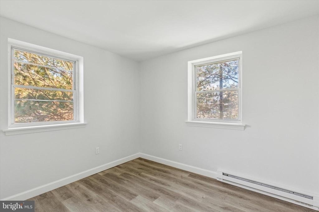 329 Buttonwood Street - Photo 10
