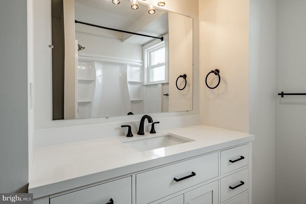 324 Darby Road - Photo 8
