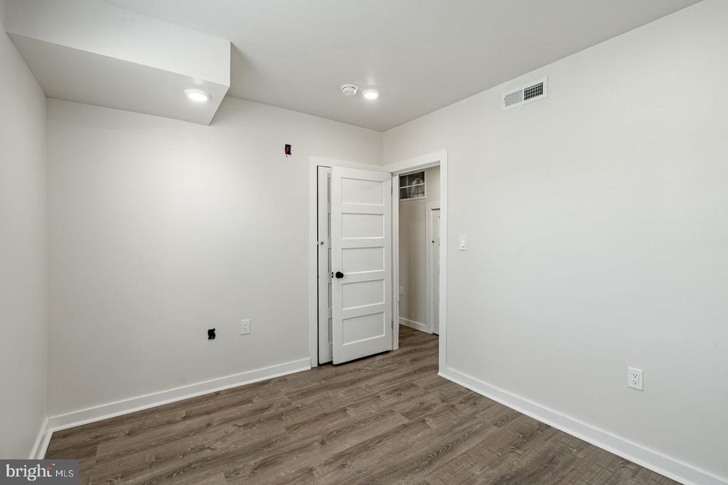 324 Darby Road - Photo 4