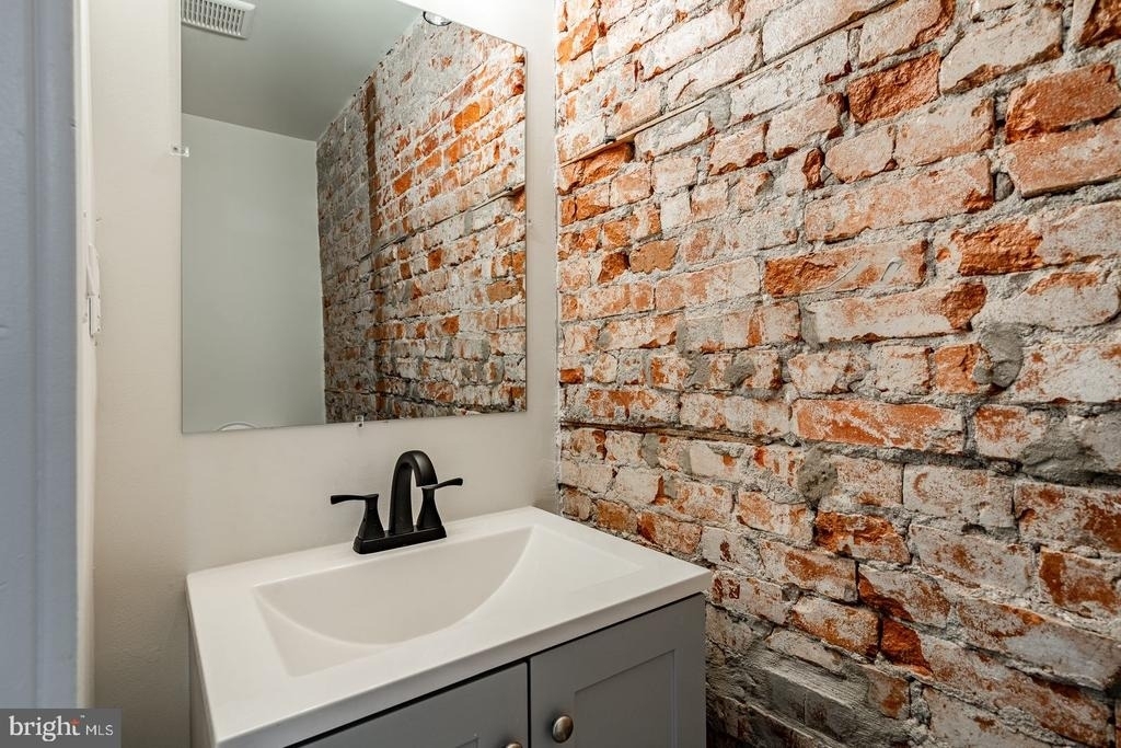 324 Darby Road - Photo 9