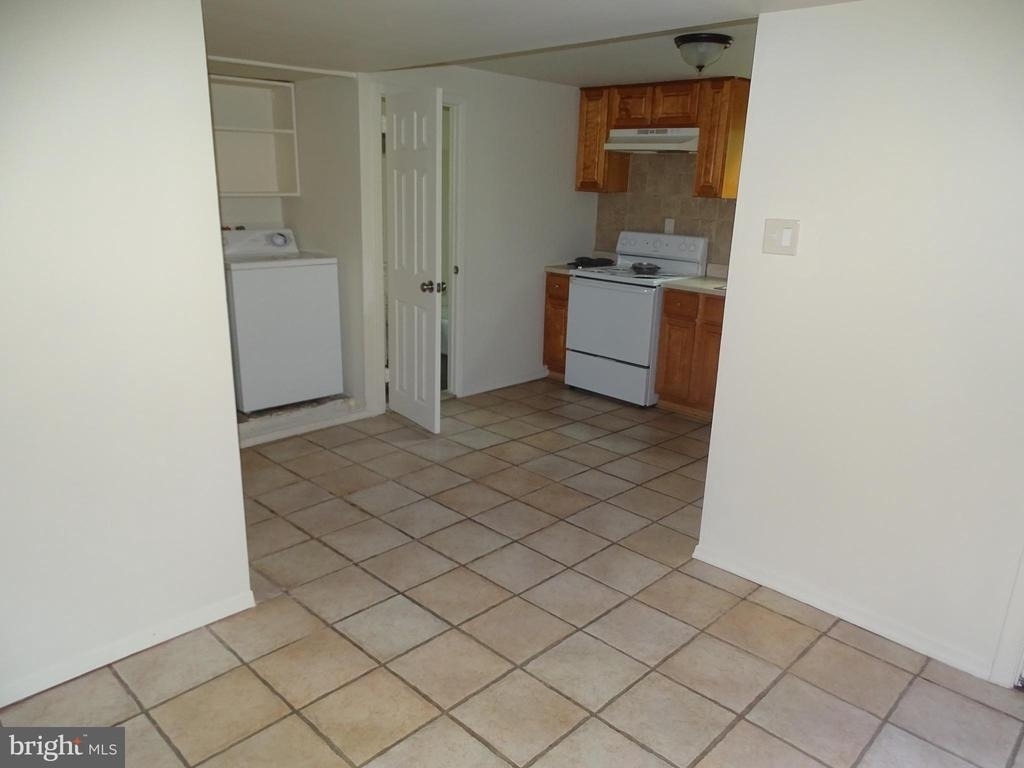 3432 Upper West End Avenue - Photo 6
