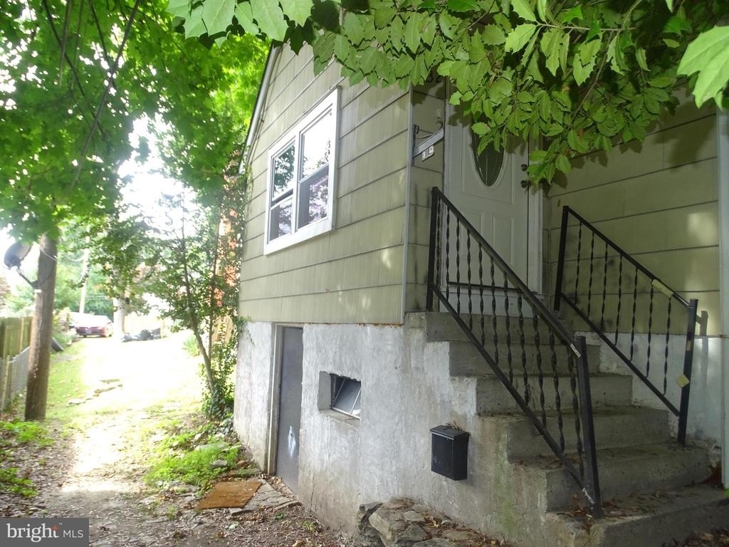 3432 Upper West End Avenue - Photo 0