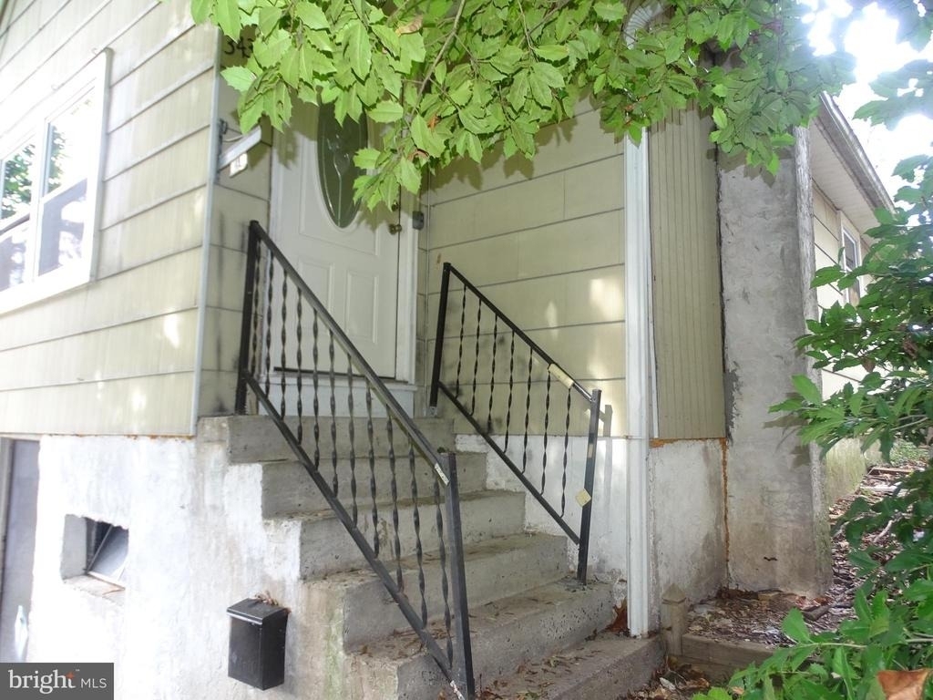 3432 Upper West End Avenue - Photo 2