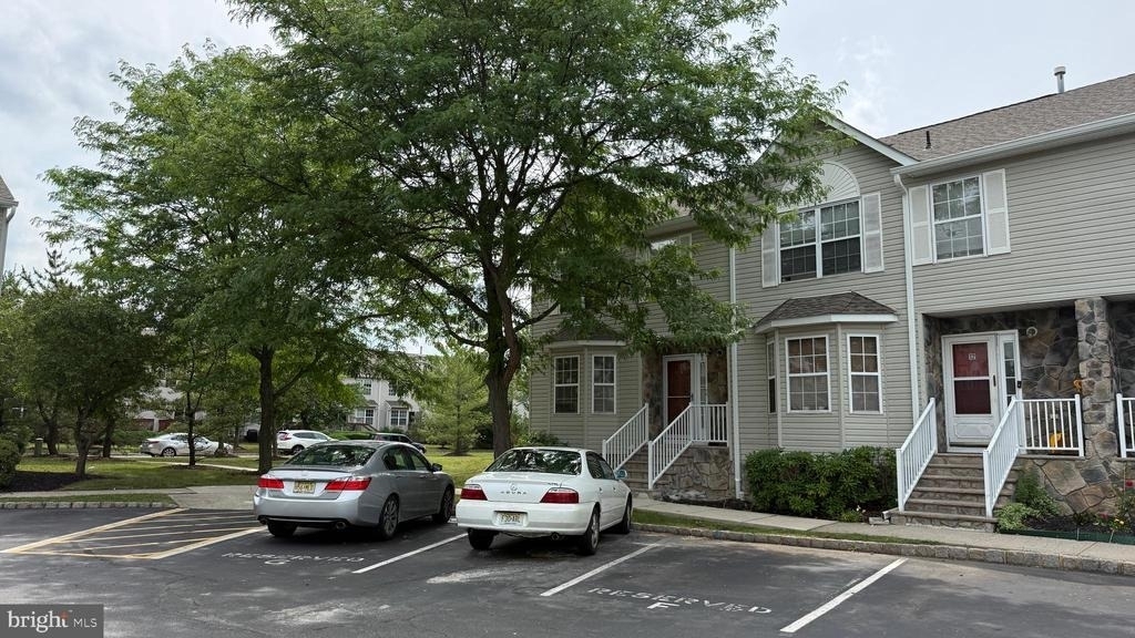 12 Ashley Court - Photo 2