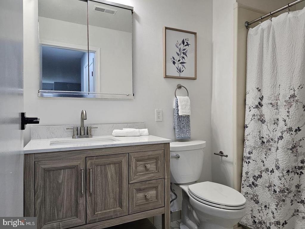 290 Tavistock - Photo 17