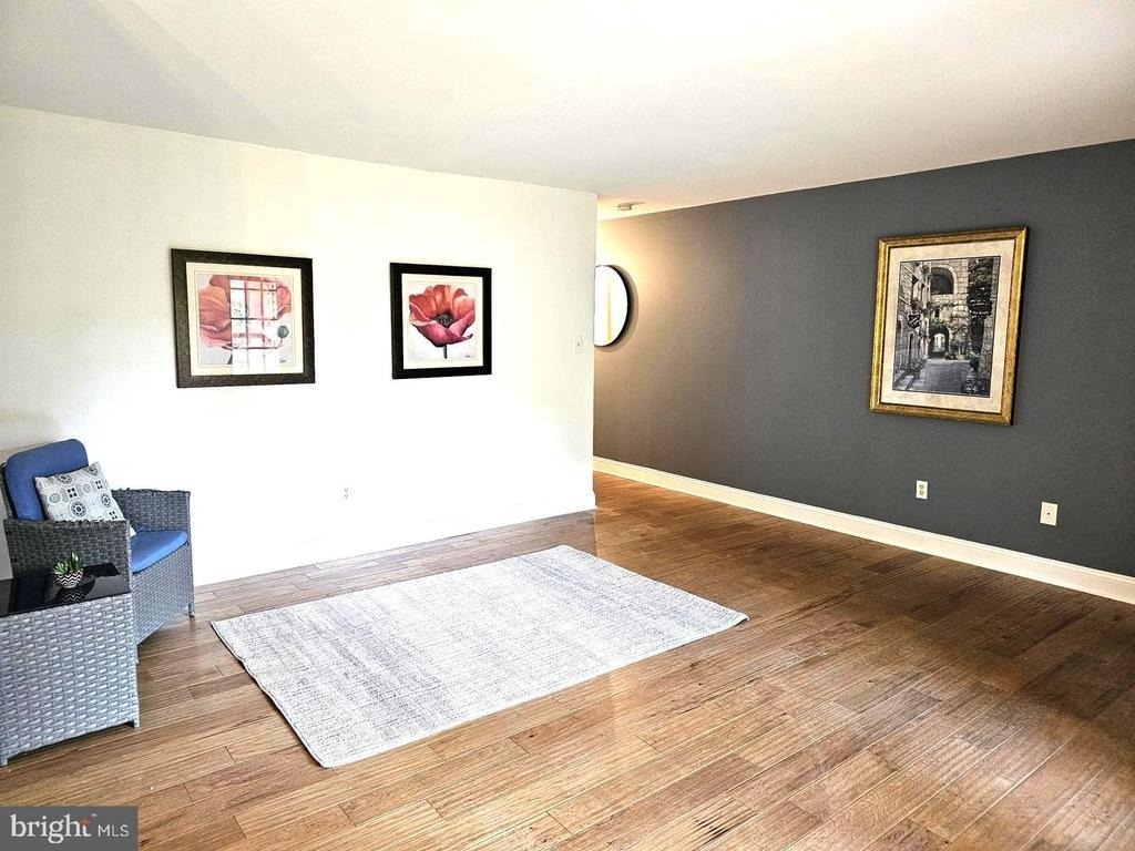 290 Tavistock - Photo 15