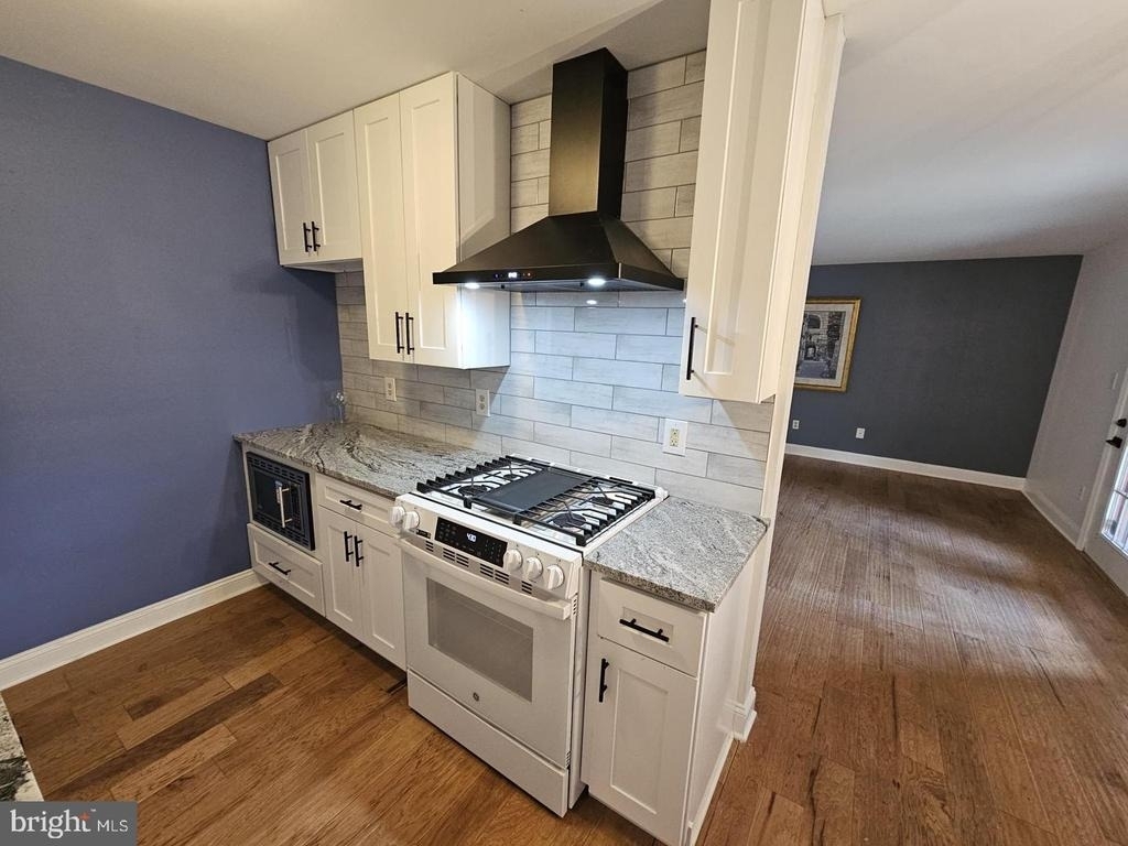 290 Tavistock - Photo 9