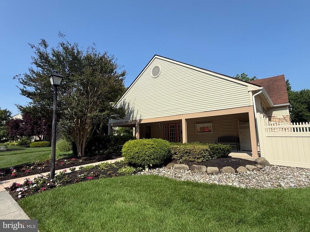 424 Tavistock - Photo 26