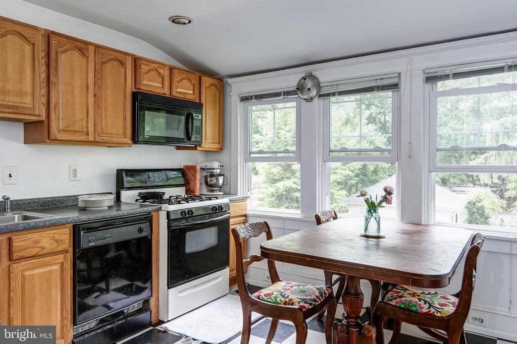 25 E Redman Avenue - Photo 4