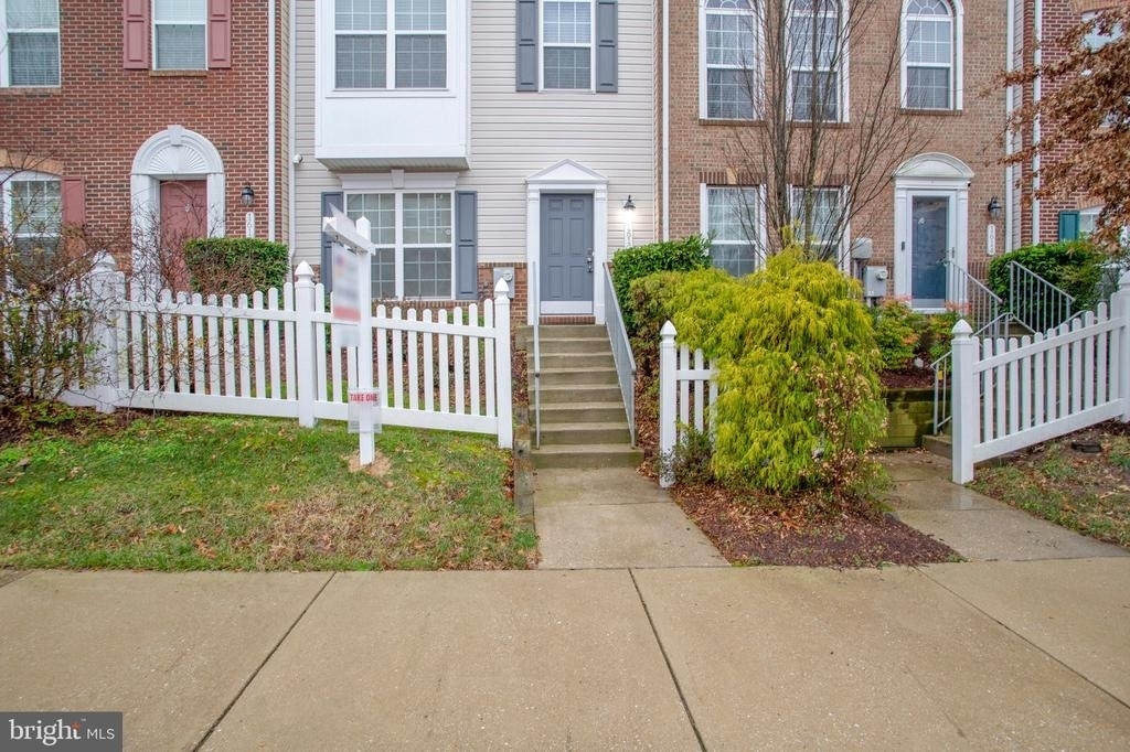 1612 Fernwood Drive - Photo 2