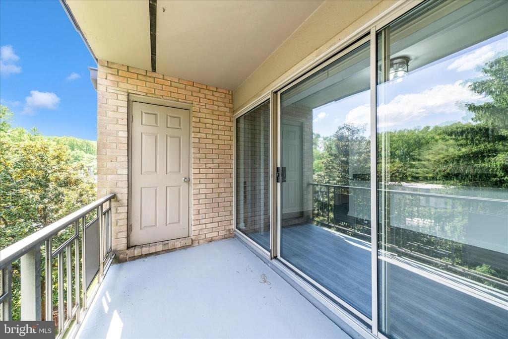 12202 Braxfield Court - Photo 41
