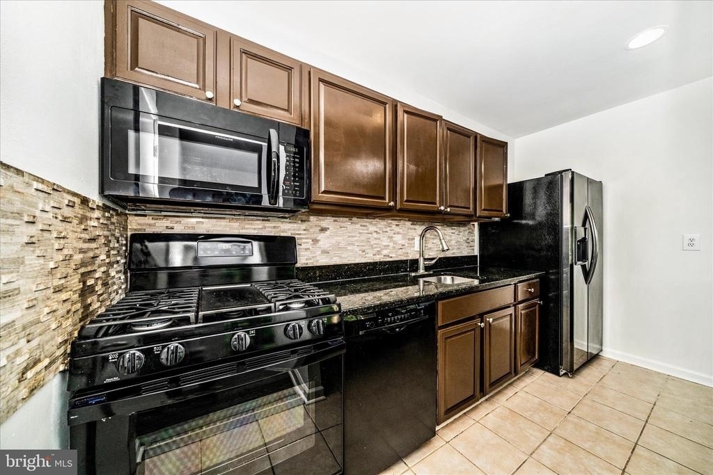 12202 Braxfield Court - Photo 22