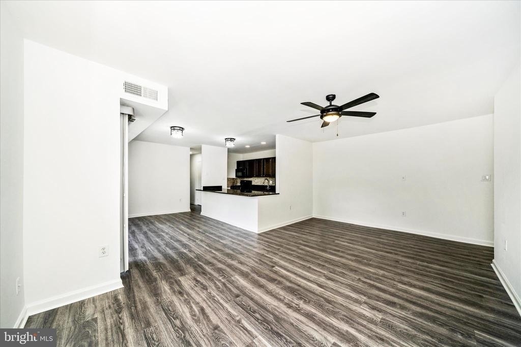 12202 Braxfield Court - Photo 6